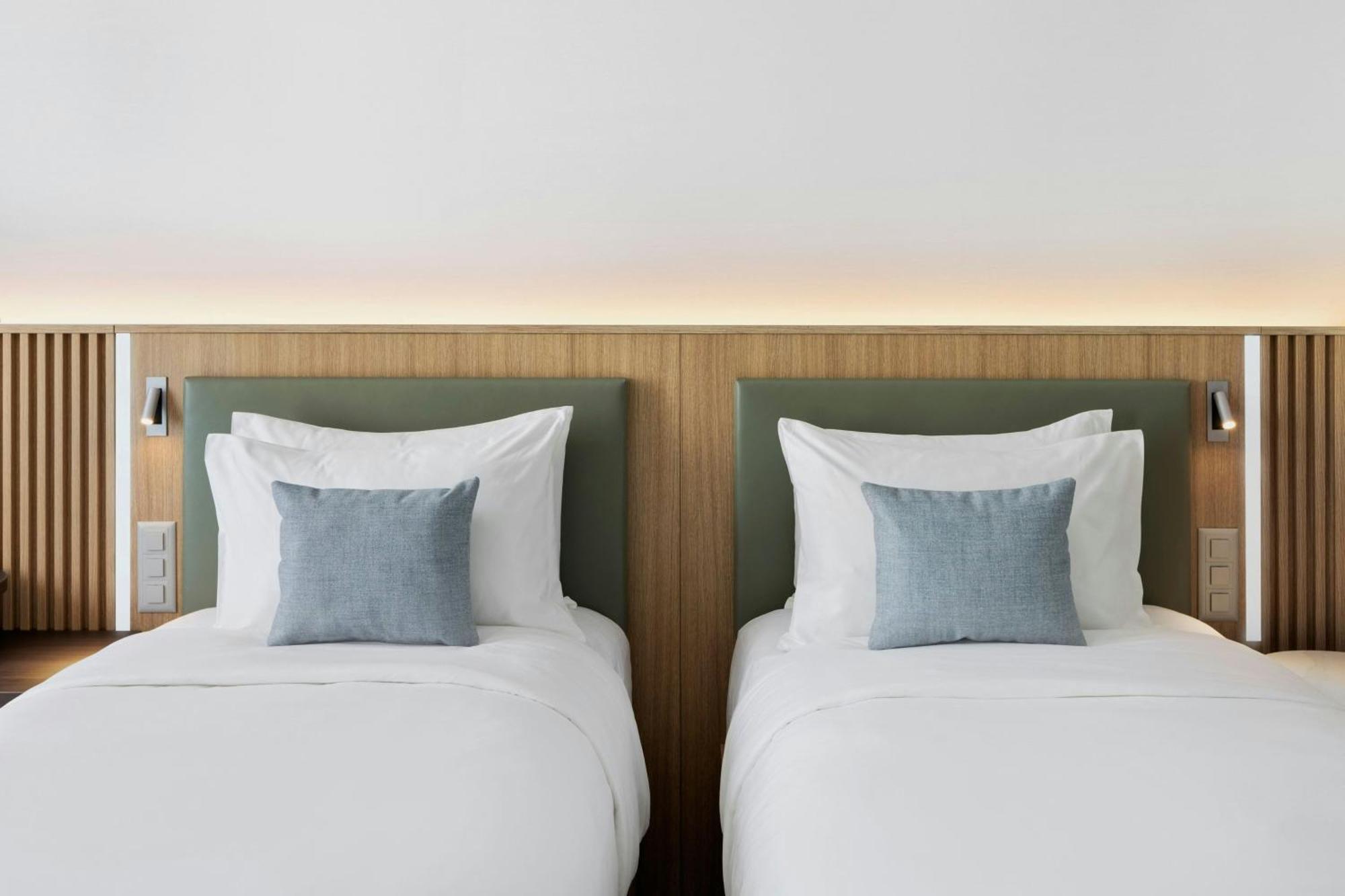 Готель Courtyard By Marriott Biel Bienne Екстер'єр фото