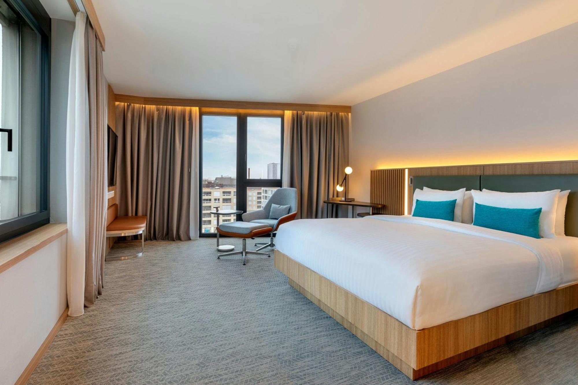 Готель Courtyard By Marriott Biel Bienne Екстер'єр фото